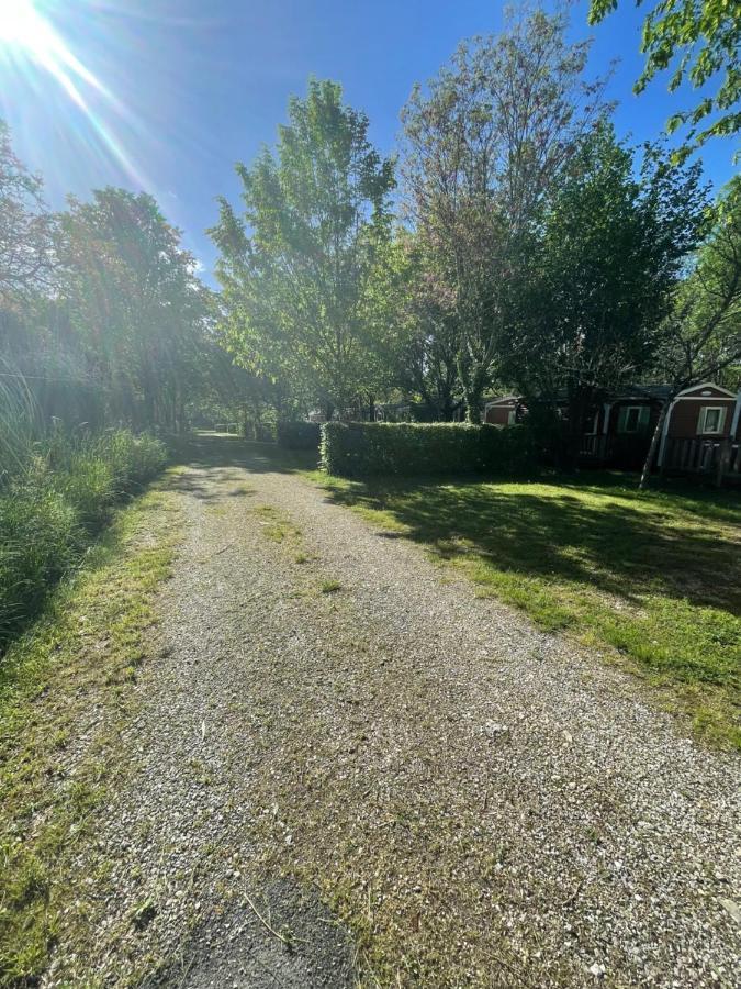 Camping Le Convivial Foncène Exterior foto